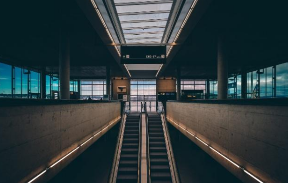 電梯物聯(lián)網(wǎng)大數(shù)據(jù)平臺(tái)實(shí)現(xiàn)多種報(bào)警方式